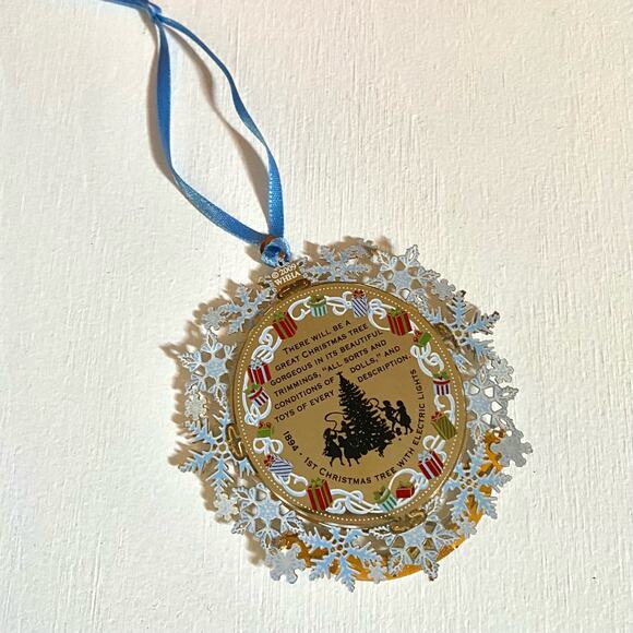 White House Historical Association's 2009 Grover Cleveland Christmas Ornament - Picture 4 of 11